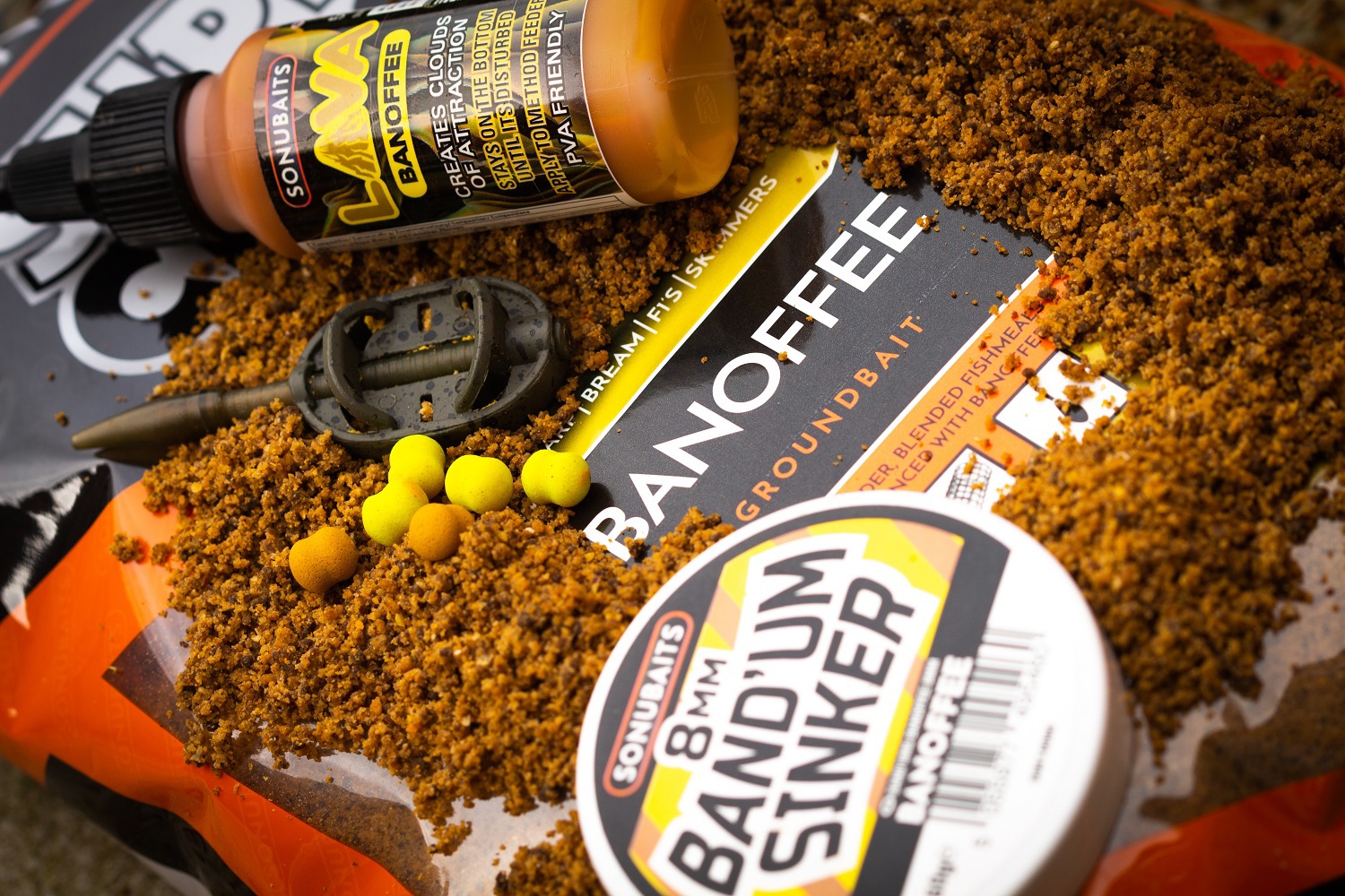 Adding sweet bait boosters to bait mix