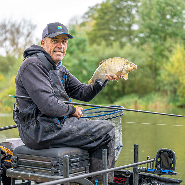 dubbellaag staart gemak Des Shipp | UK Match Fishing Tackle For True Anglers | Preston Innovations