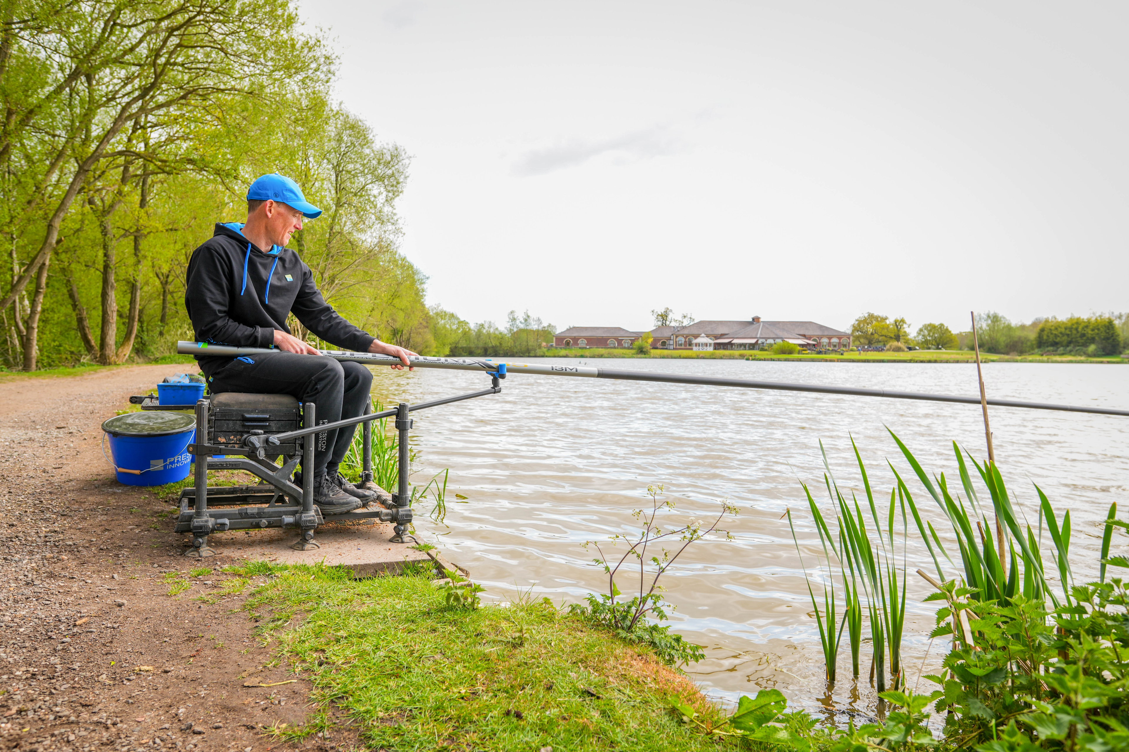 Offbox Pole Support System