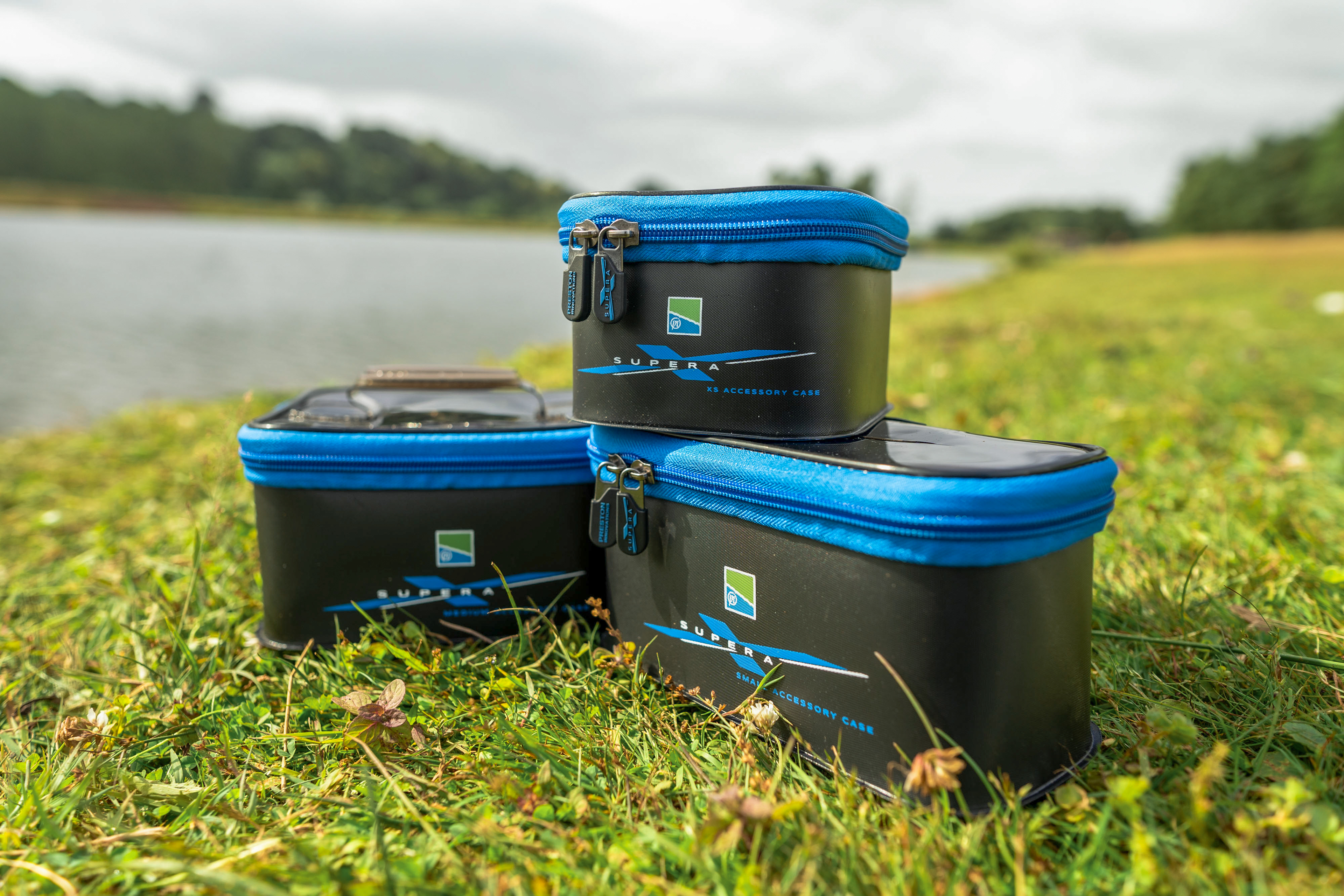 Custodia per accessori Supera X Small Eva